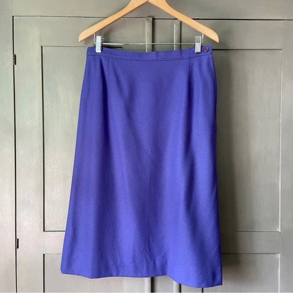 Pendleton Dresses & Skirts - Vintage Pendleton 100% Virgin Wool Skirt Blue Size 14 Made in the USA
